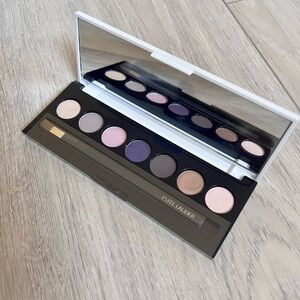 (NEW) Estee Lauder 7 color Eyeshadow Palette, Lisa Perry limited edition